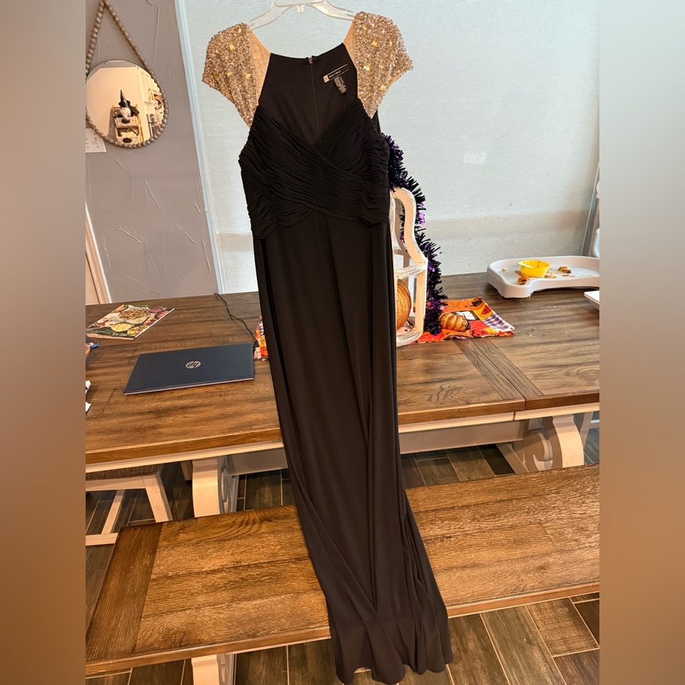 JS Boutique Black and Gold Evening Gown
